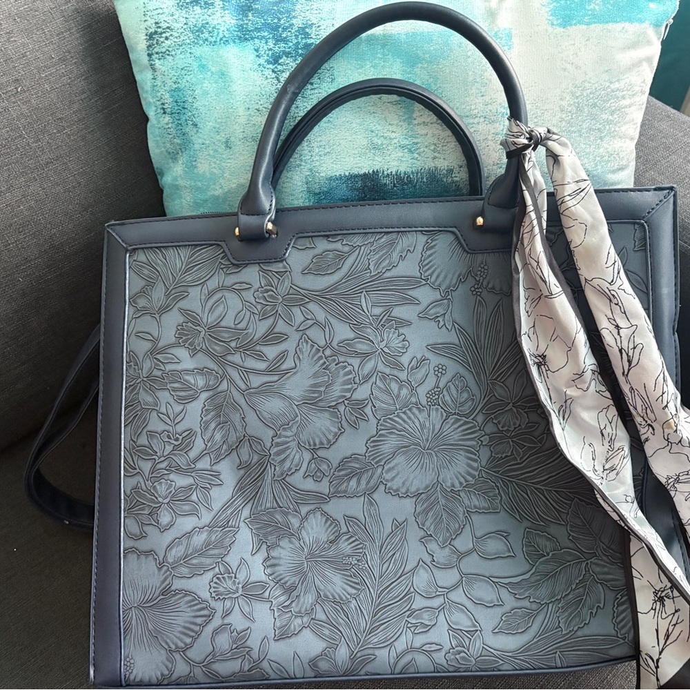 Floral Embossed Blue Tote bag